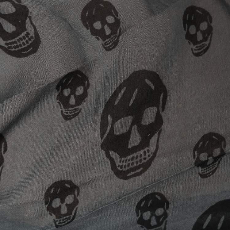 Pre Owned Alexander McQueen Grey Skull Print Modal Blend Scarf