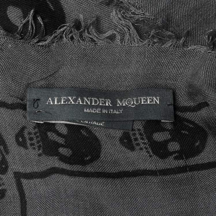 Pre Owned Alexander McQueen Grey Skull Print Modal Blend Scarf