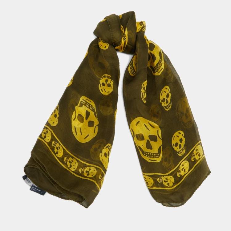 Pre Owned Alexander McQueen Green Skull Print Silk Scarf