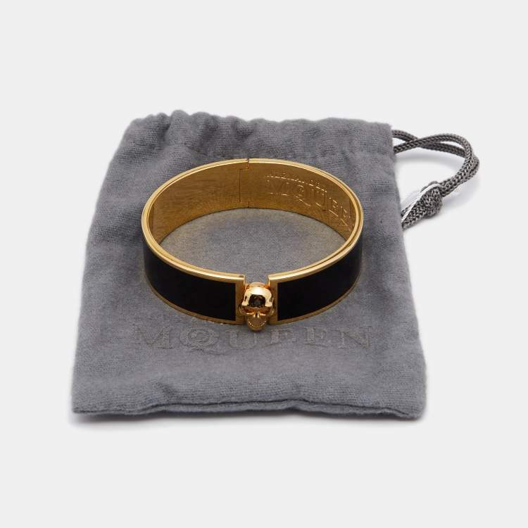 Pre Owned Alexander McQueen Black Enamel Gold Tone Metal Bracelet
