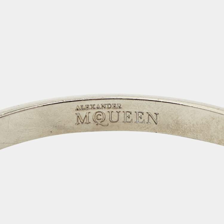 Pre Owned Alexander McQueen Enamel Skull Silver Tone Bangle Bracelet