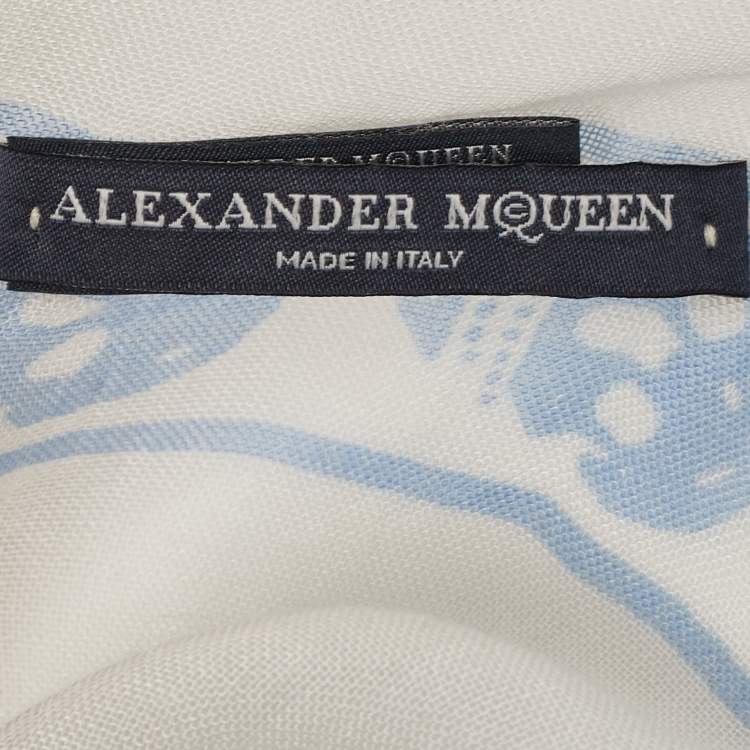Pre Owned Alexander McQueen White Skull Print Modal and Cashmere Fringed Scarf