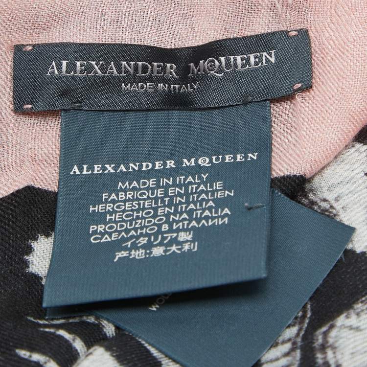 Pre Owned Alexander McQueen Black/Pink Sea Shells Print Modal and Silk Scarf