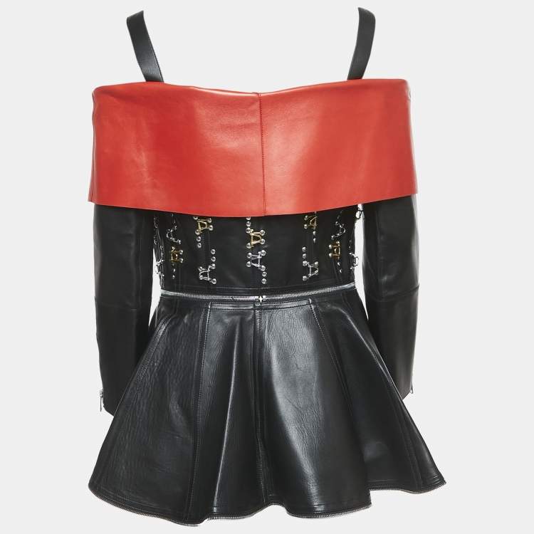 Pre Owned Alexander McQueen Black/Red Leather Zip Front Cold-Shoulder Top M