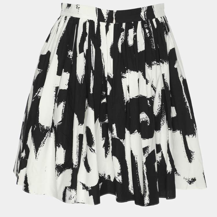 Pre Owned Alexander McQueen Black/White Abstract Print Cotton Pleated Skirt S
