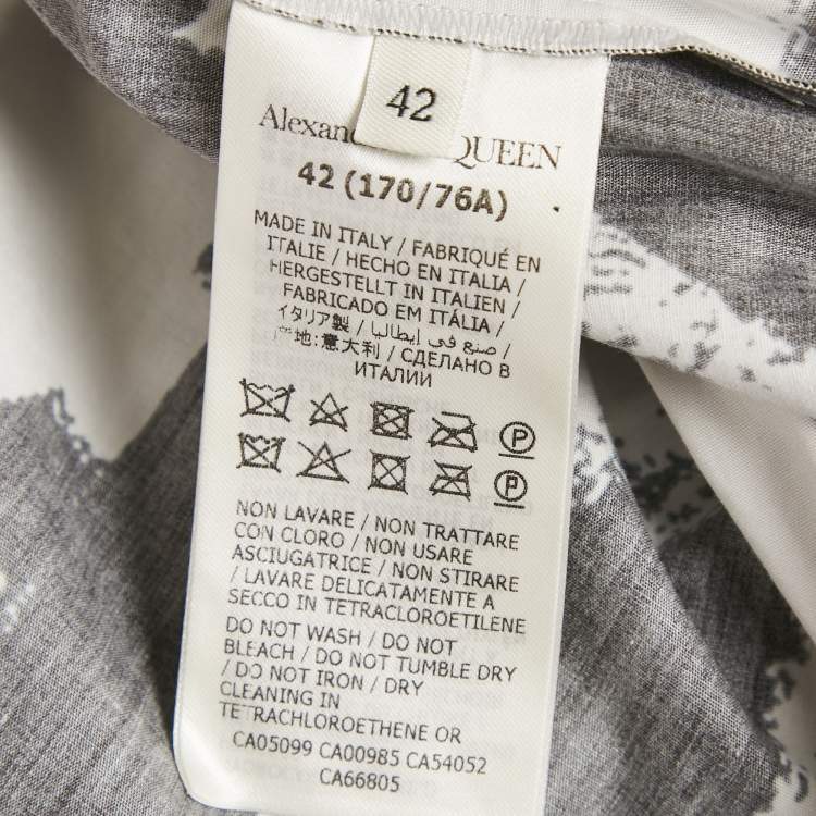 Pre Owned Alexander McQueen Black/White Abstract Print Cotton Pleated Short Skirt M