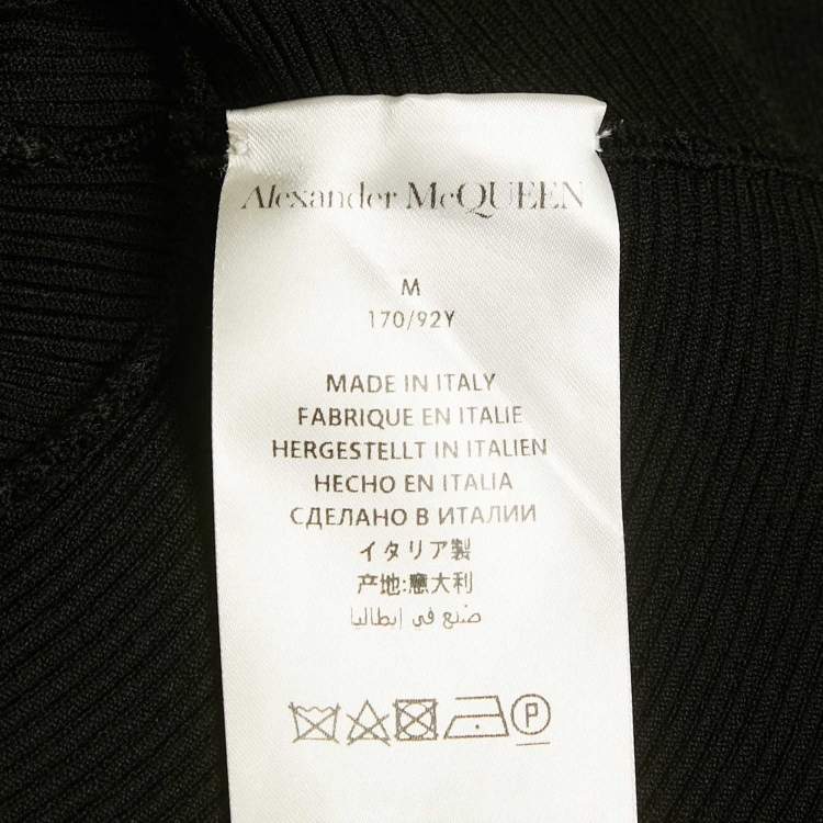 مملوكة مسبقًا Alexander McQueen Black Rib Knit Off Shoulder Ruffled Mini Dress M