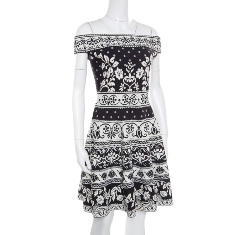 Pre Owned Alexander McQueen Monochrome Floral Jacquard Knit Off Shoulder Dress M