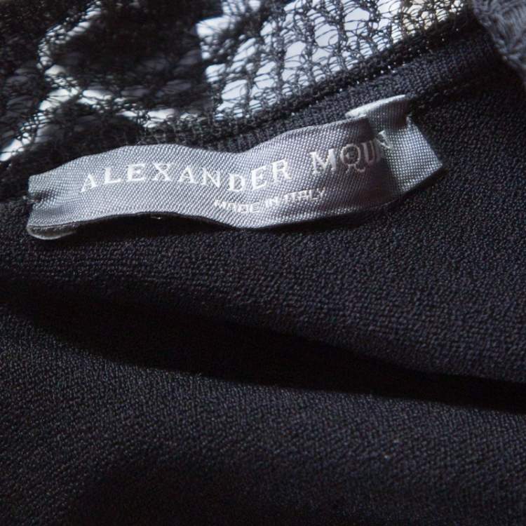 Pre Owned Alexander McQueen Monochrome Knit Ruffle Detail Top and Mini Skirt Set S/M