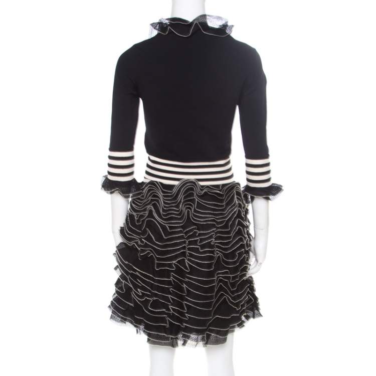 Pre Owned Alexander McQueen Monochrome Knit Ruffle Detail Top and Mini Skirt Set S/M
