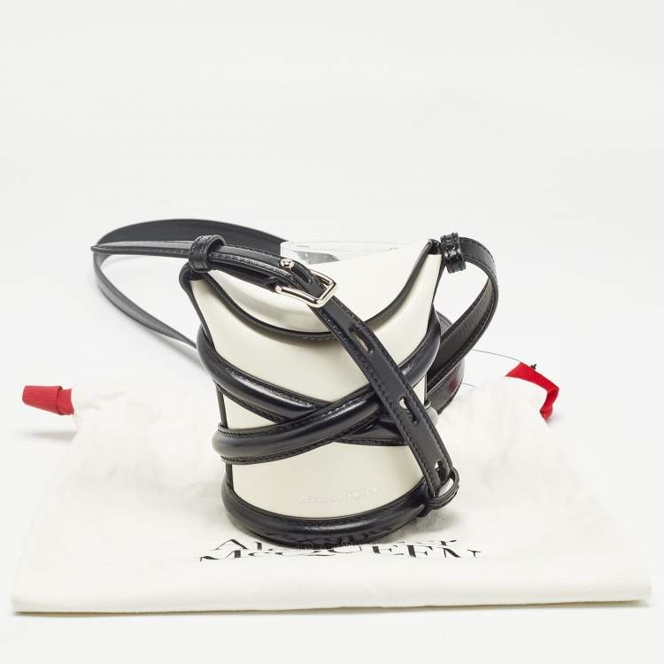 Pre Owned Alexander McQueen Black/White Leather Mini The Curve Bucket Bag