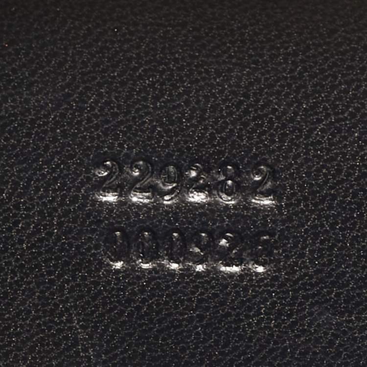 Pre Owned Alexander McQueen Black Studded Leather Skull Knuckle Box Clutch