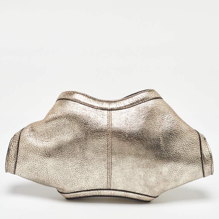 Pre Owned Alexander McQueen Gold Leather De Manta Clutch