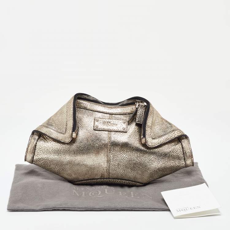 Pre Owned Alexander McQueen Gold Leather De Manta Clutch