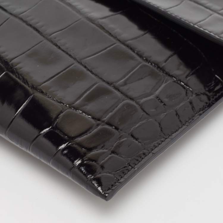 Pre Owned Alexander McQueen Black Croc Embossed Leather Skull Clutch