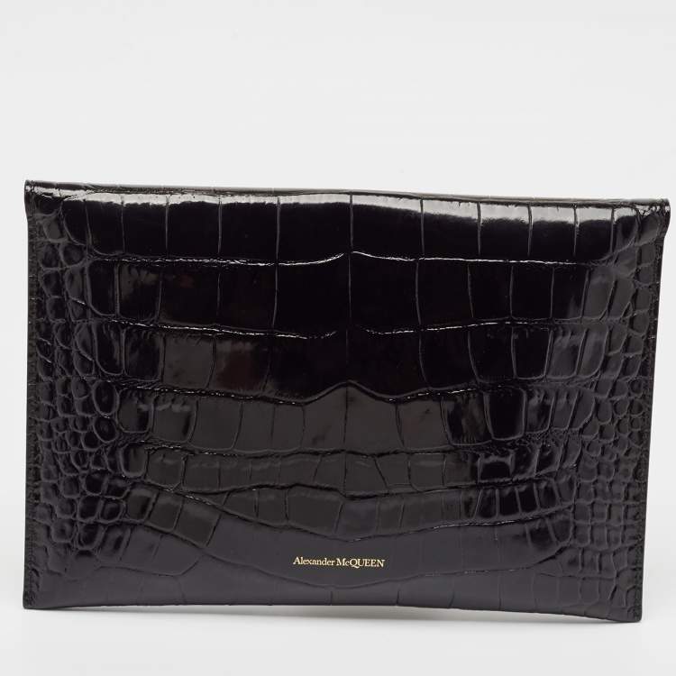 Pre Owned Alexander McQueen Black Croc Embossed Leather Skull Clutch