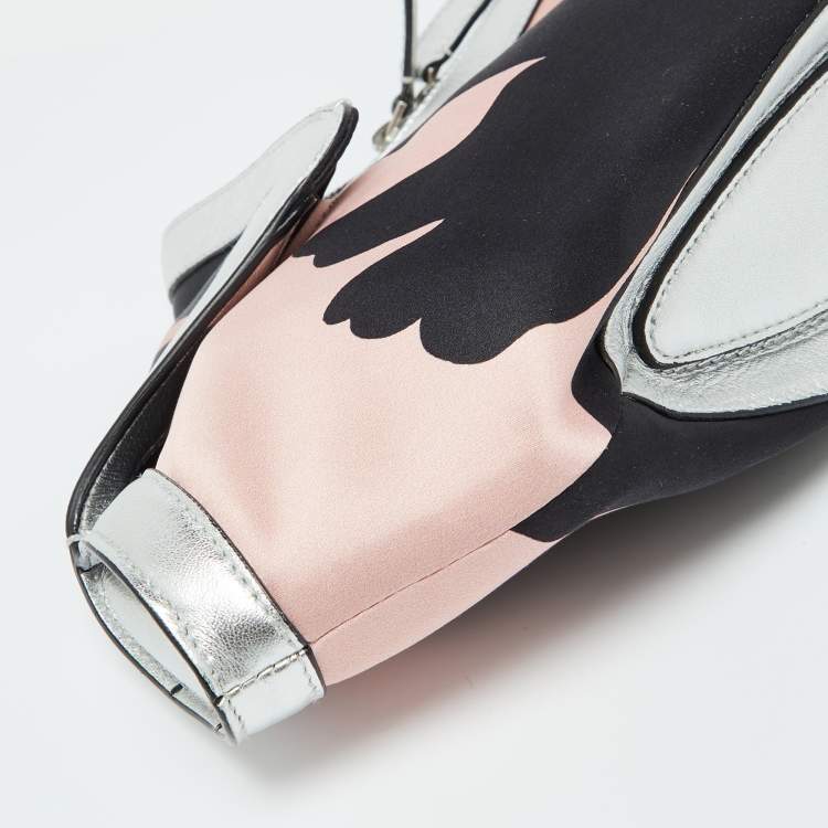 مملوكة مسبقًا Alexander McQueen Black/Pink Satin and Leather Medium Floral De Manta Clutch
