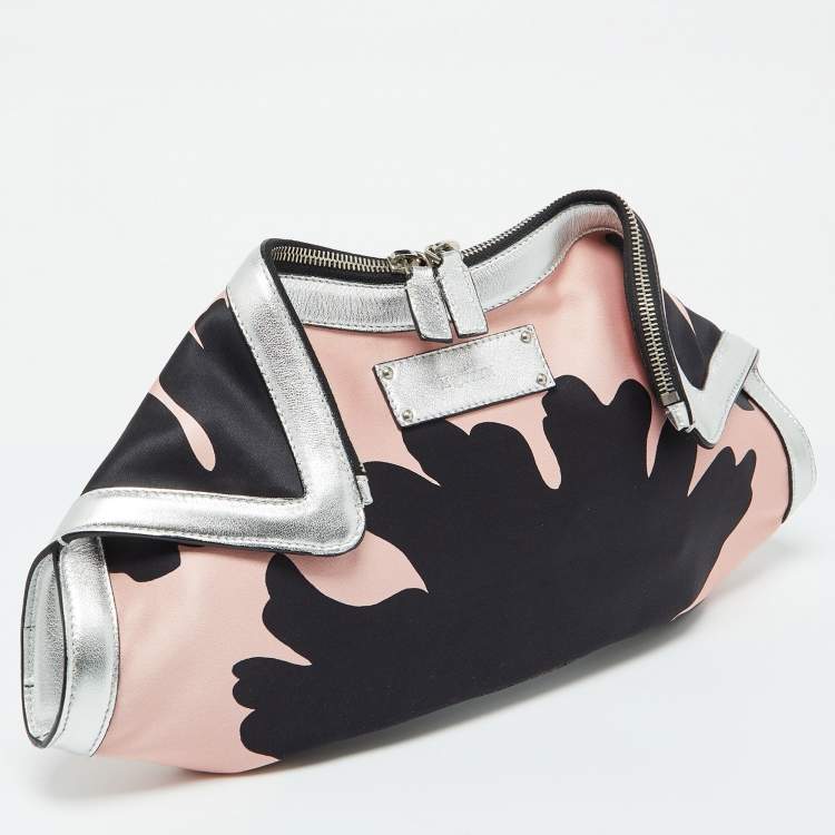 مملوكة مسبقًا Alexander McQueen Black/Pink Satin and Leather Medium Floral De Manta Clutch