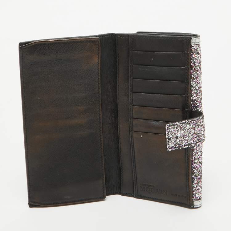 Pre Owned Alexander McQueen Silver Glitter and Leather Skull Continental Wallet