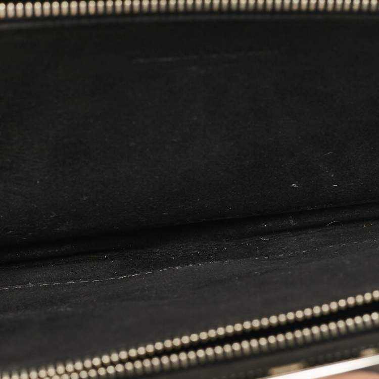 Pre Owned Alexander McQueen Black Quilted Leather Knuckle Flap Clutch