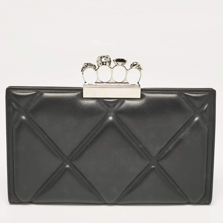 Pre Owned Alexander McQueen Black Quilted Leather Knuckle Flap Clutch