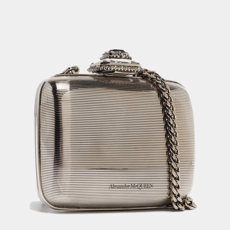 Pre Owned Alexander McQueen Silver Mini Crystals Metal Chain Clutch