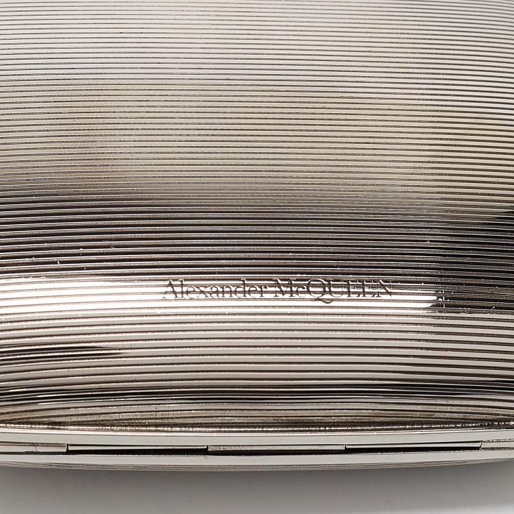 Pre Owned Alexander McQueen Silver Mini Crystals Metal Chain Clutch