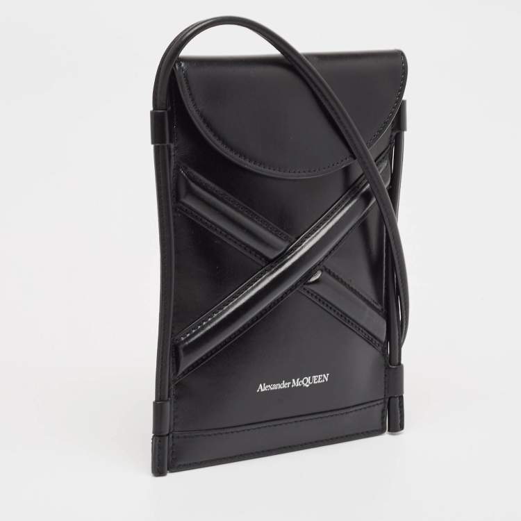Pre Owned Alexander McQueen Black Leather Micro The Curve Crossbody Bag