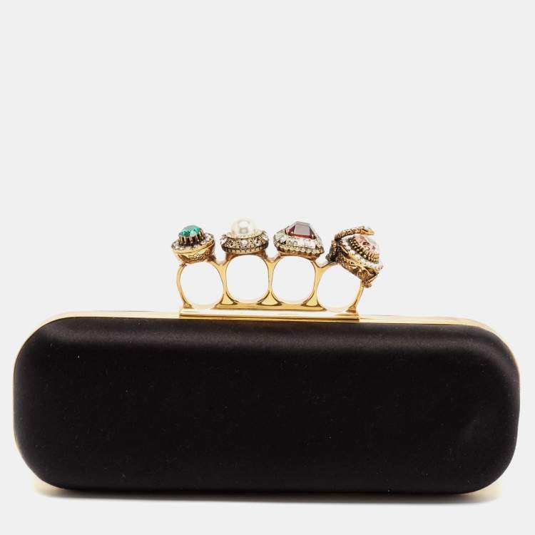 مملوكة مسبقًا Alexander McQueen Black Satin Crystal Knuckle Duster Clutch