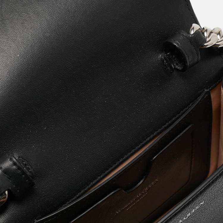 Pre Owned Alexander McQueen Black Leather Four Ring Shoulder Bag