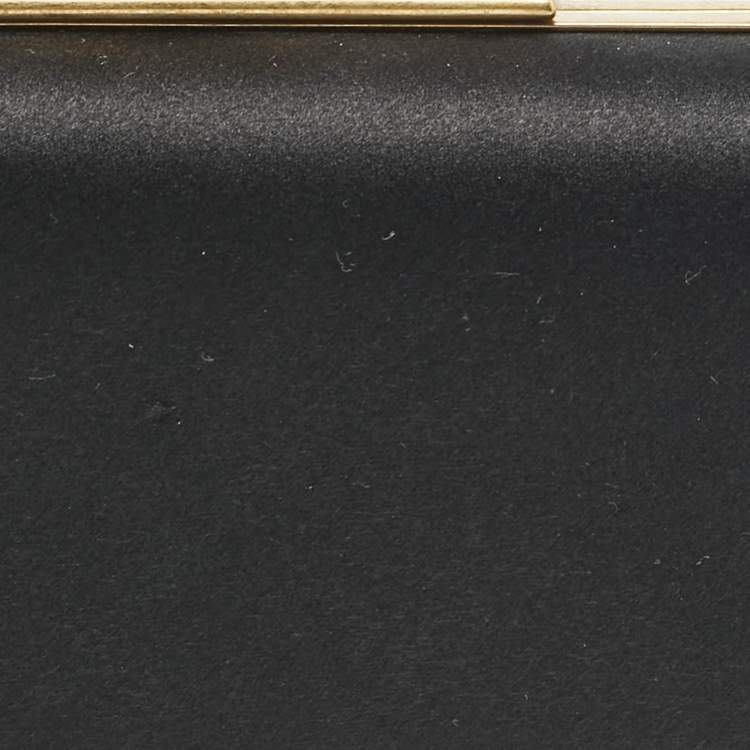 مملوكة مسبقًا Alexander McQueen Black Satin Skull Knuckle Box Clutch