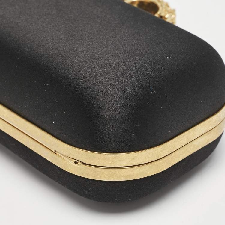 مملوكة مسبقًا Alexander McQueen Black Satin Skull Knuckle Box Clutch