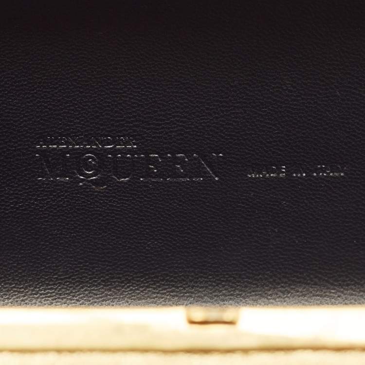 Pre Owned Alexander McQueen Gold Leather Skull Crystals Knuckle Box Clutch