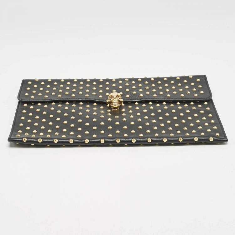 Pre Owned Alexander McQueen Black Leather Studded Flat Skull Clutch