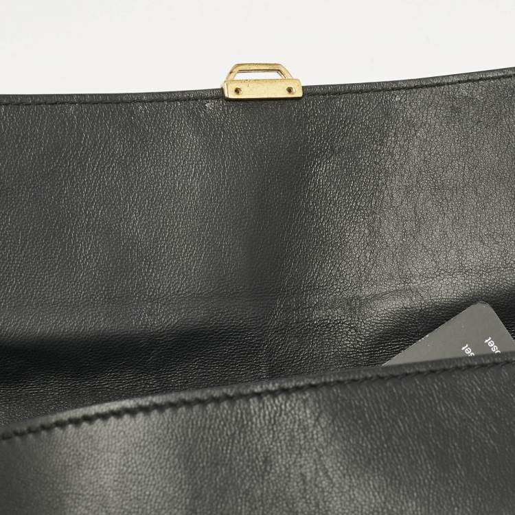 Pre Owned Alexander McQueen Black Leather Studded Flat Skull Clutch
