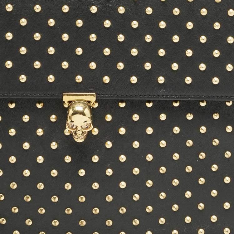 Pre Owned Alexander McQueen Black Leather Studded Flat Skull Clutch