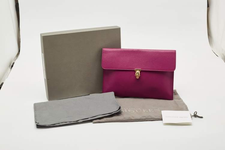 Pre Owned Alexander Mcqueen Purple Leather Skull Flap Pouch