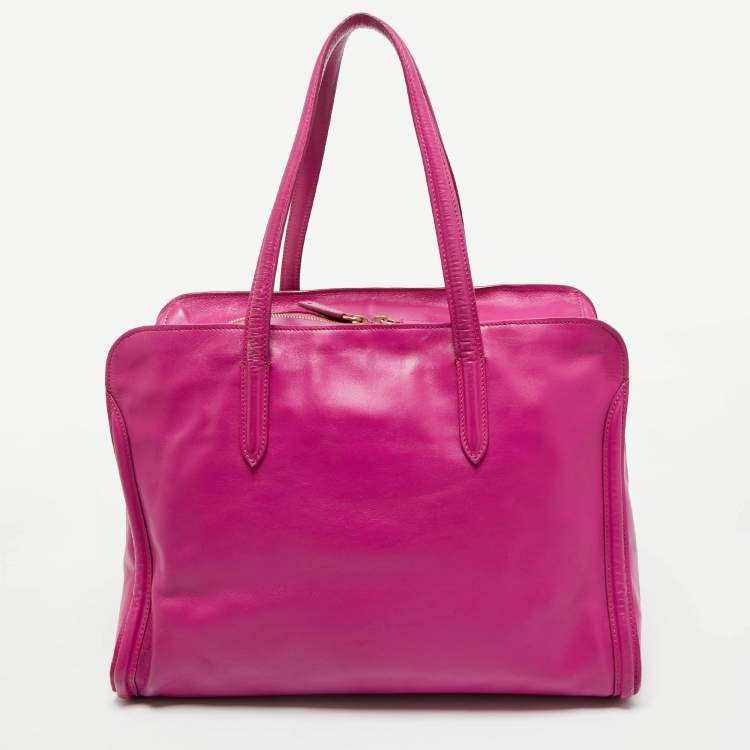 Pre Owned Alexander McQueen Magenta Leather Medium Skull Padlock Zip Bag