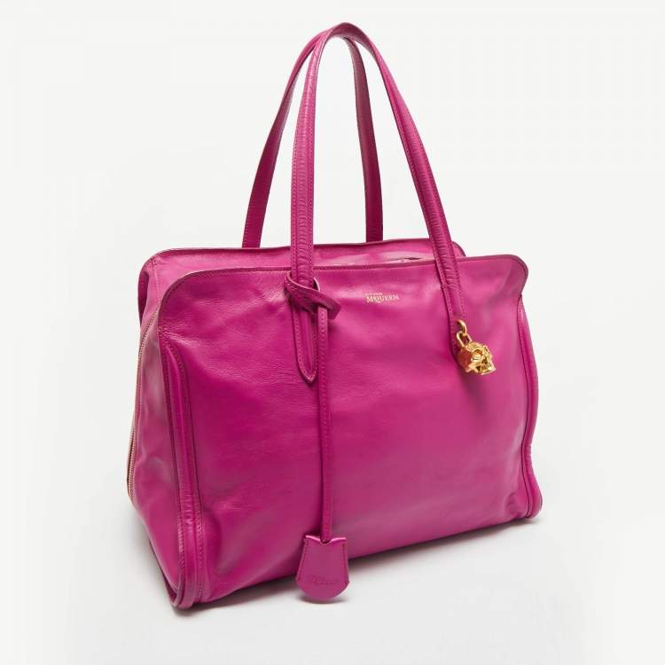 Pre Owned Alexander McQueen Magenta Leather Medium Skull Padlock Zip Bag