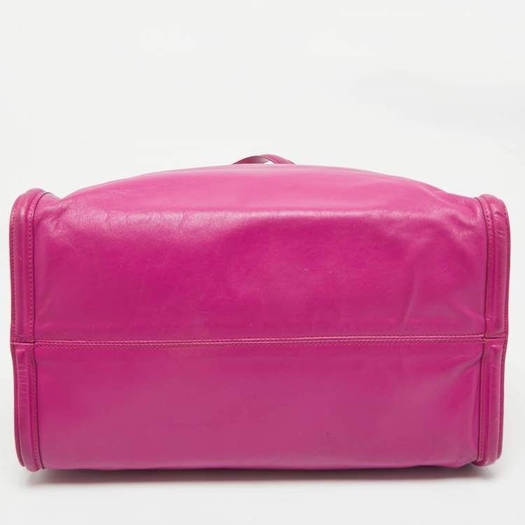 Pre Owned Alexander McQueen Magenta Leather Medium Skull Padlock Zip Bag