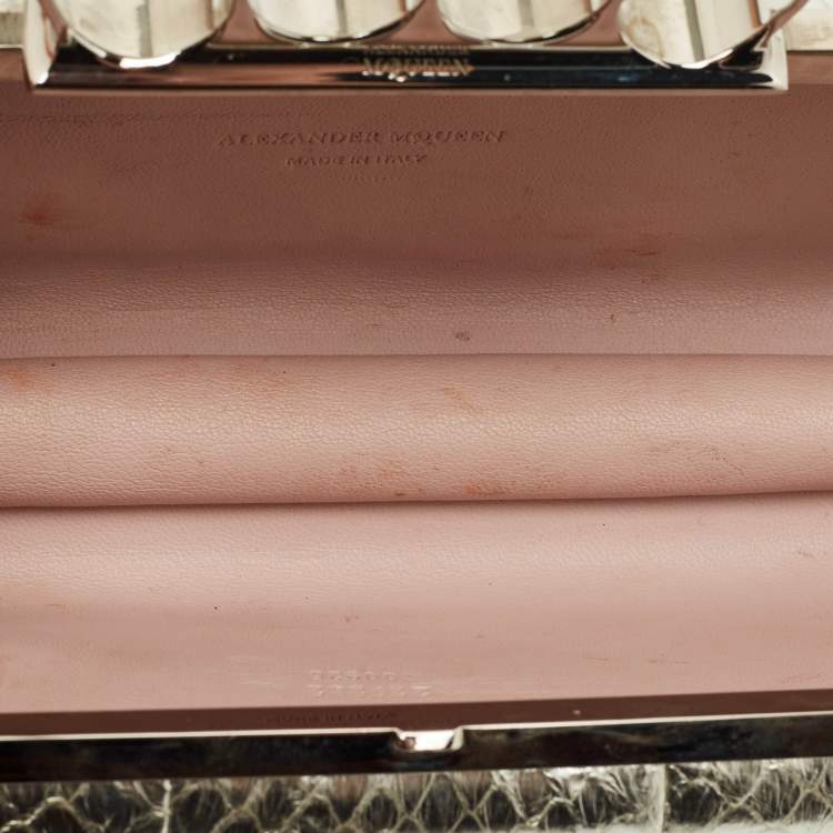 Pre Owned Alexander McQueen Silver Snakeskin Skull Crystals Knuckle Box Clutch