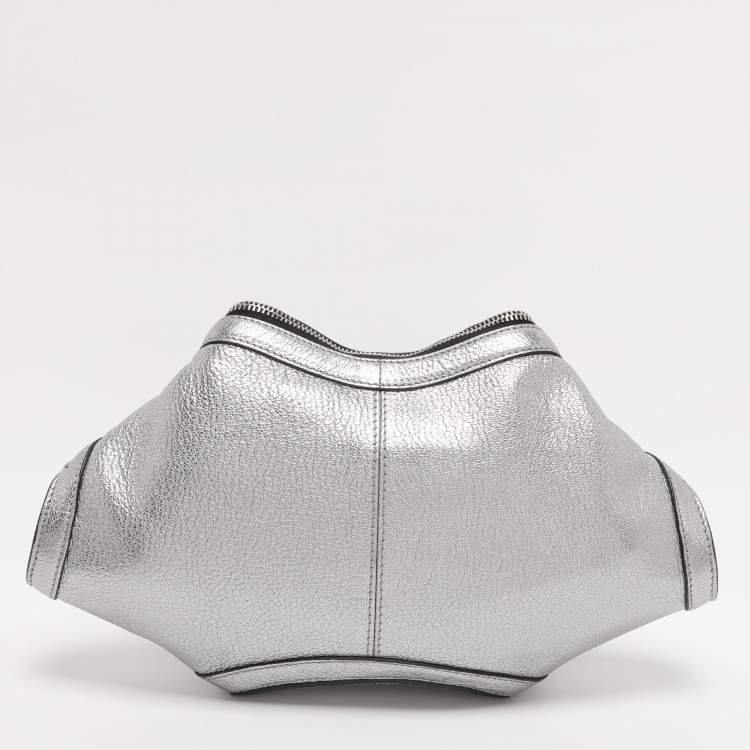 Pre Owned Alexander McQueen Metallic Silver Leather Small De Manta Clutch