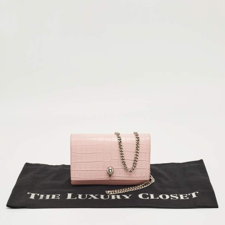 Pre Owned Alexander McQueen Pink Croc Embossed Leather Skull Crystal Chain Bag