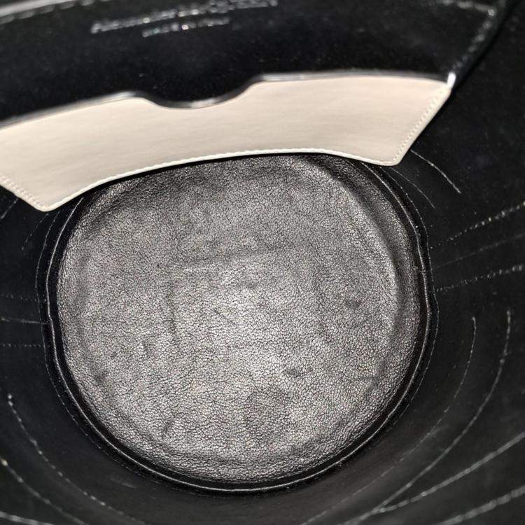 Pre Owned Alexander McQueen Beige Black Leather Curve Bucket Bag