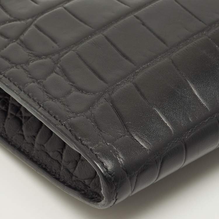 Pre Owned Alexander McQueen Four Ring Crystal Knuckle Black Croc Embossed Leather Pouch