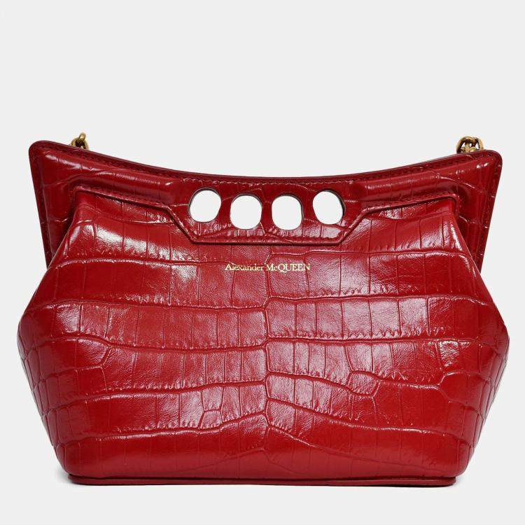 مملوكة مسبقًا Alexander McQueen Red Croc Effect Leather Chain Crossbody