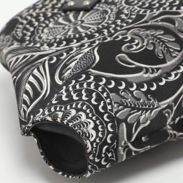 Pre Owned Alexander McQueen De Manta Black/White Printed Satin Clutch