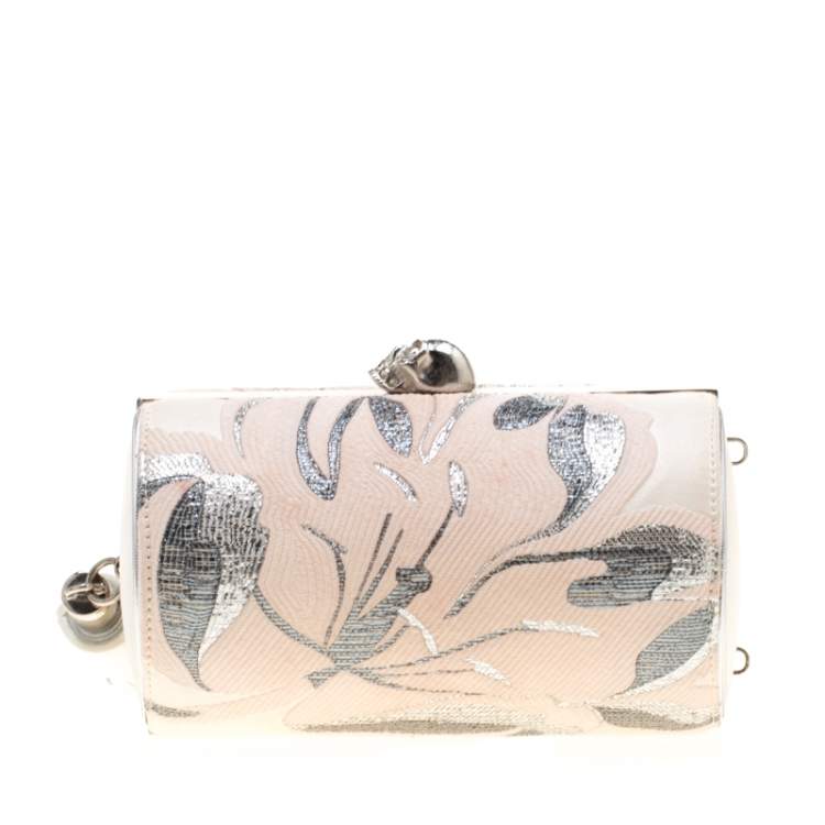 مملوكة مسبقًا Alexander McQueen Cream Floral Satin North South Chain Clutch