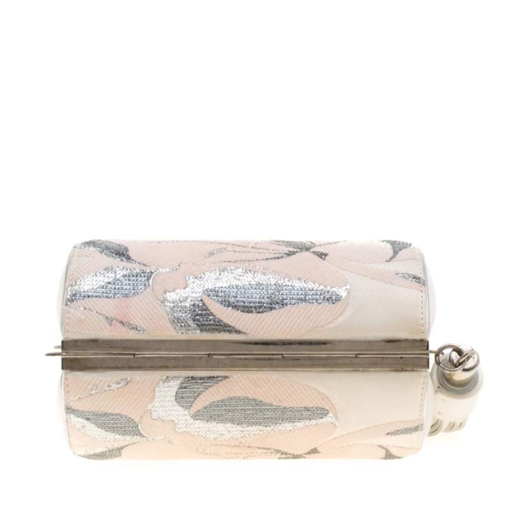 مملوكة مسبقًا Alexander McQueen Cream Floral Satin North South Chain Clutch