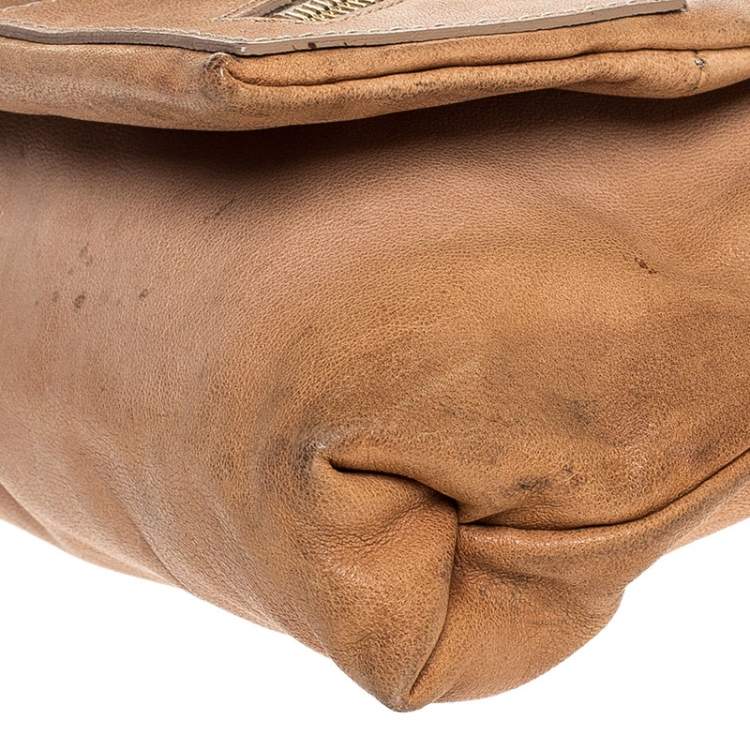 Pre Owned Alexander McQueen Beige Leather Faithful Glove Clutch